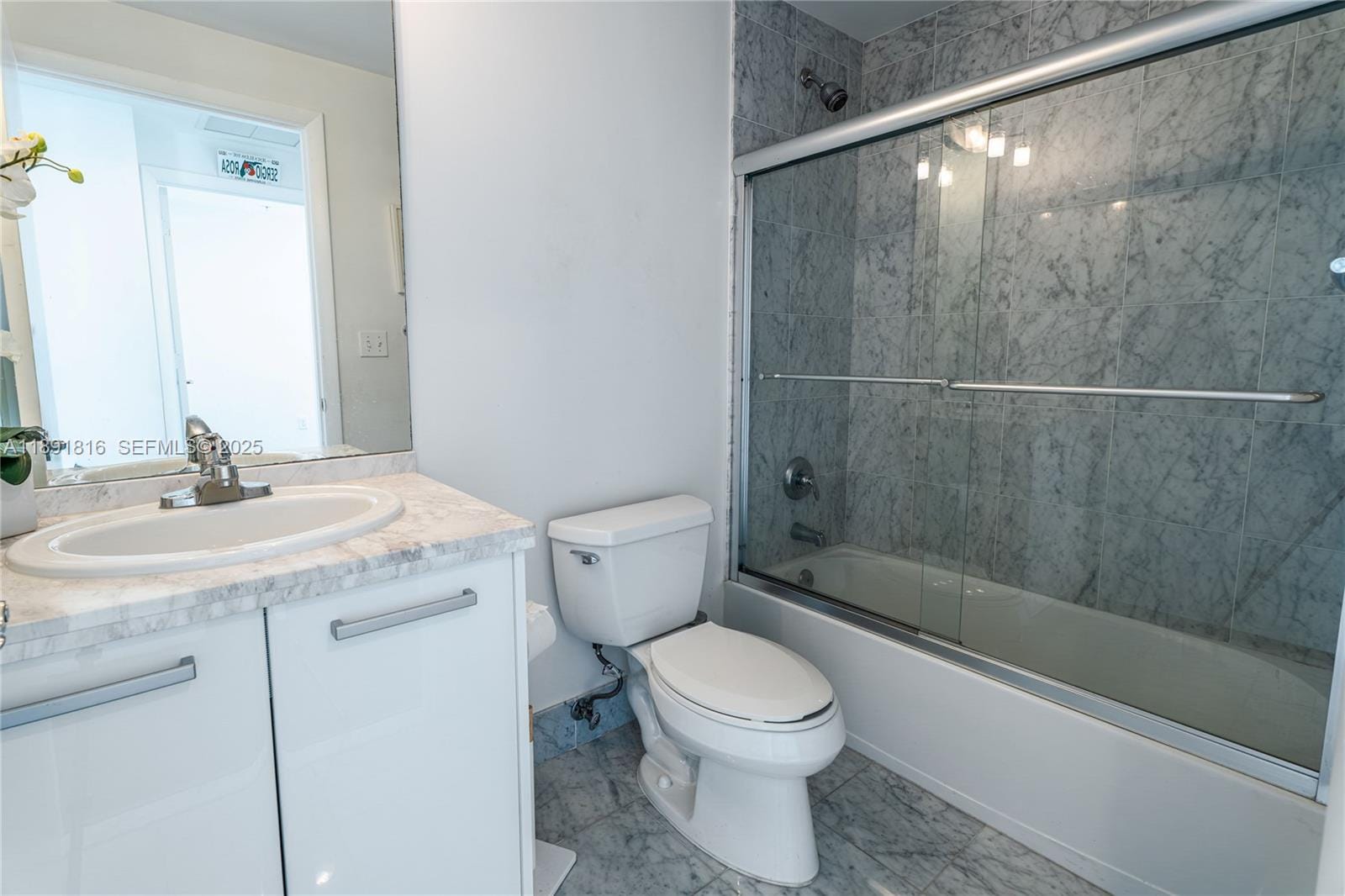 253 NE 2nd Street 3203, Miami, FL 33132 photo 14