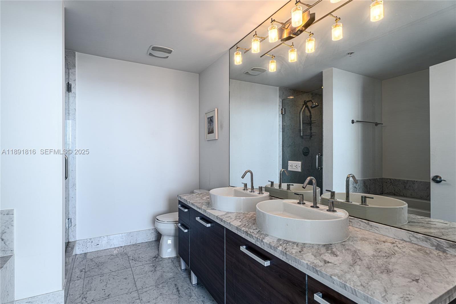 253 NE 2nd Street 3203, Miami, FL 33132 photo 20