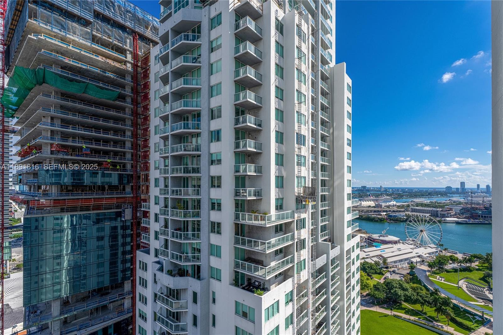 253 NE 2nd Street 3203, Miami, FL 33132 photo 25