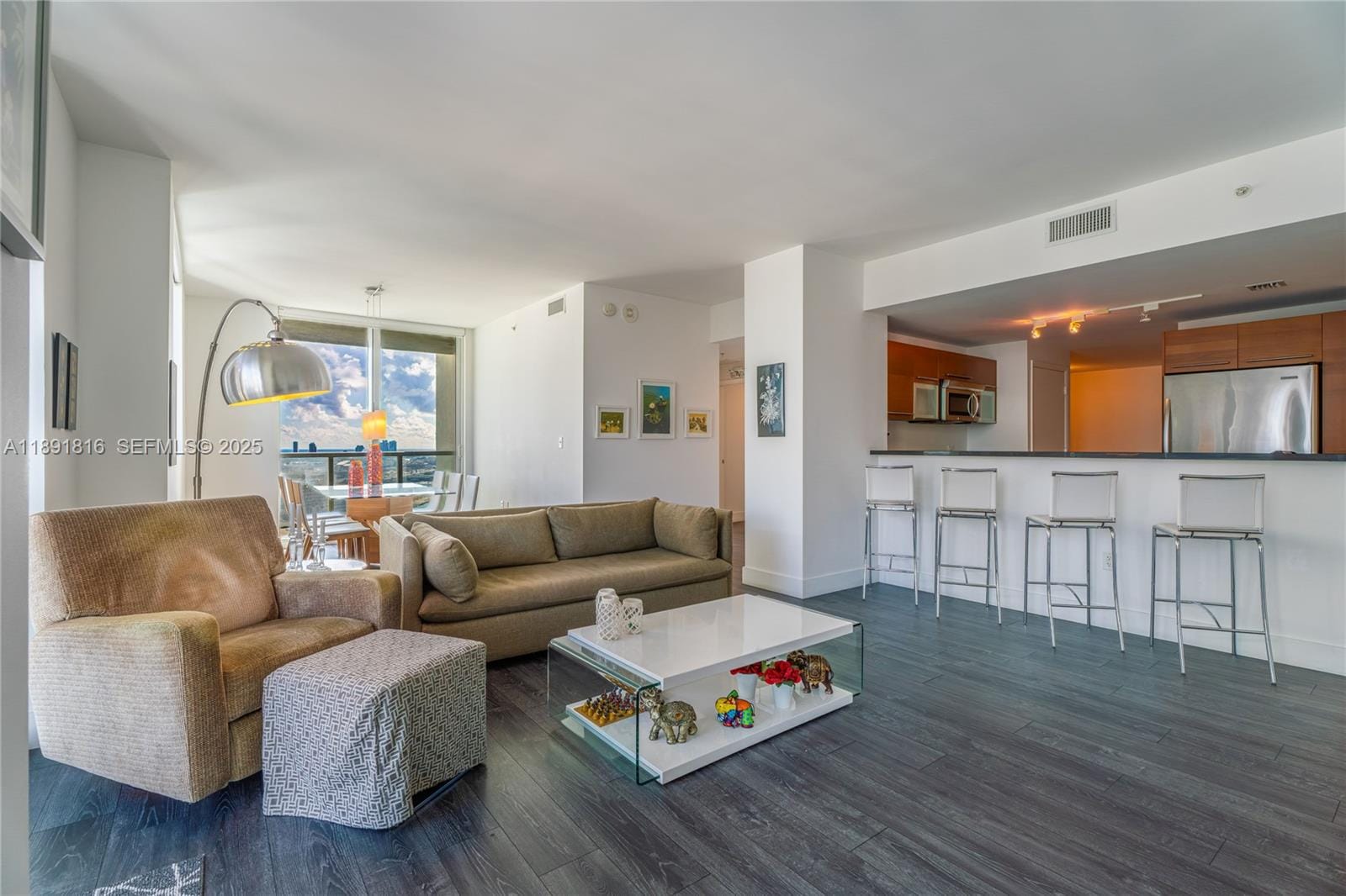 253 NE 2nd Street 3203, Miami, FL 33132 photo 4