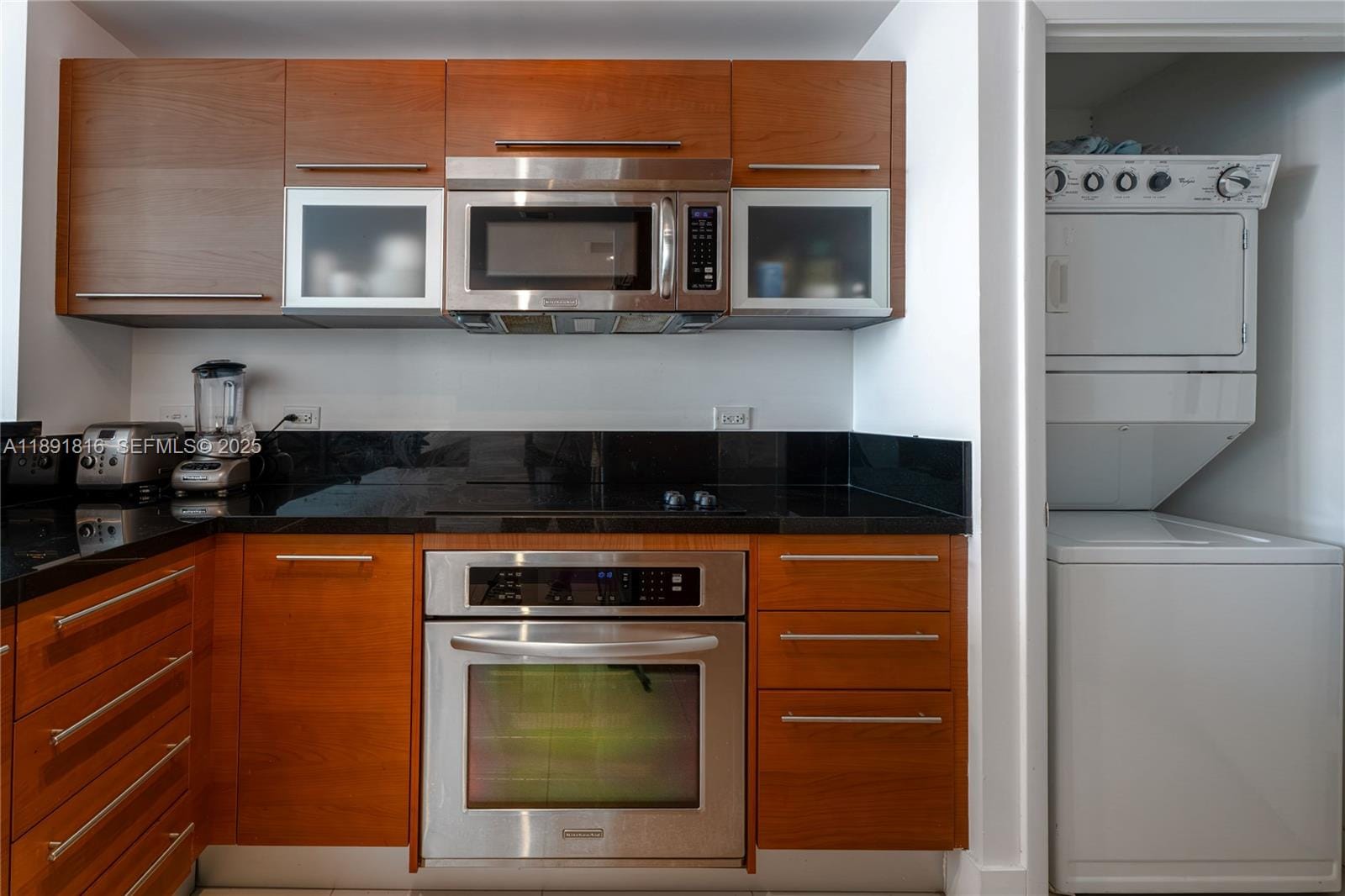 253 NE 2nd Street 3203, Miami, FL 33132 photo 9