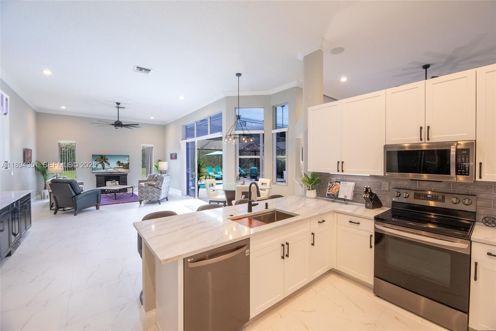 6518 NW 72nd Place — photo 4