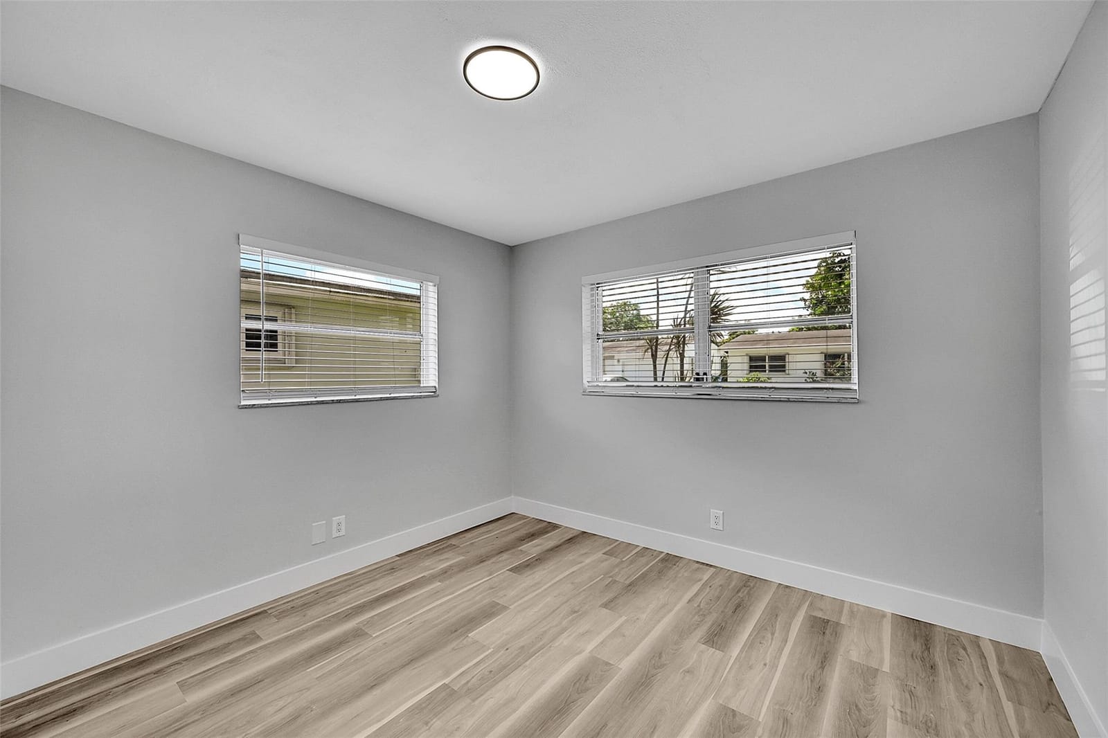 6925 NW 11th Street, Margate, FL 33063 photo 28