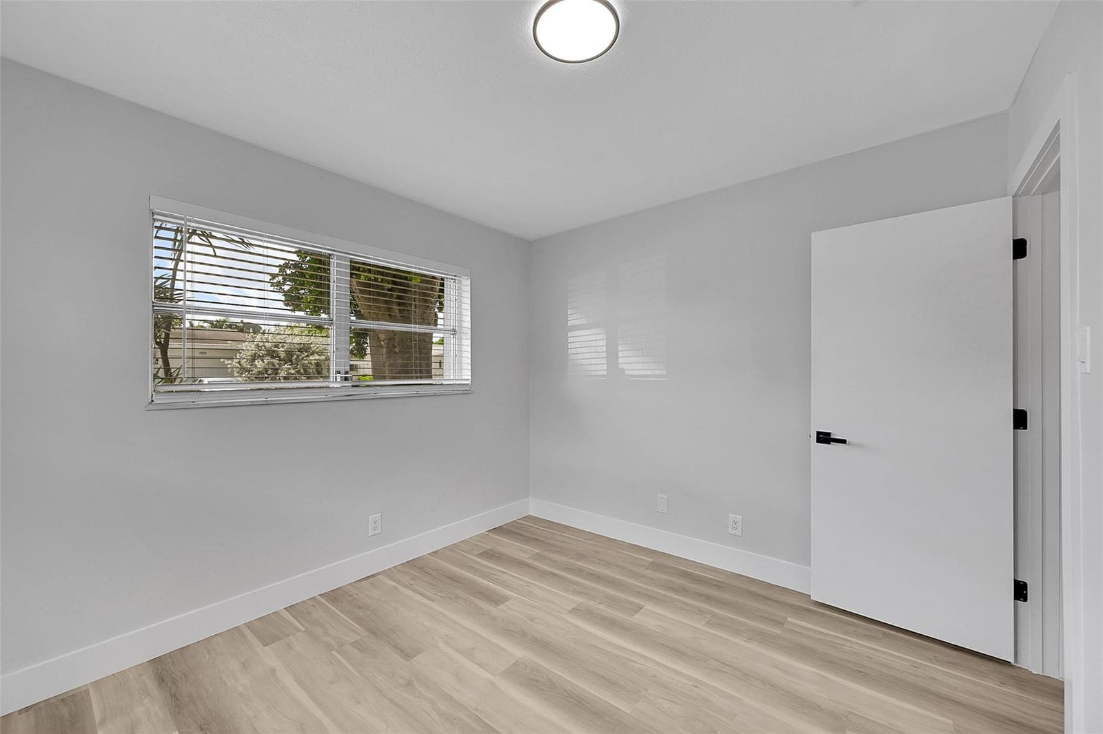 6925 NW 11th Street, Margate, FL 33063 photo 29