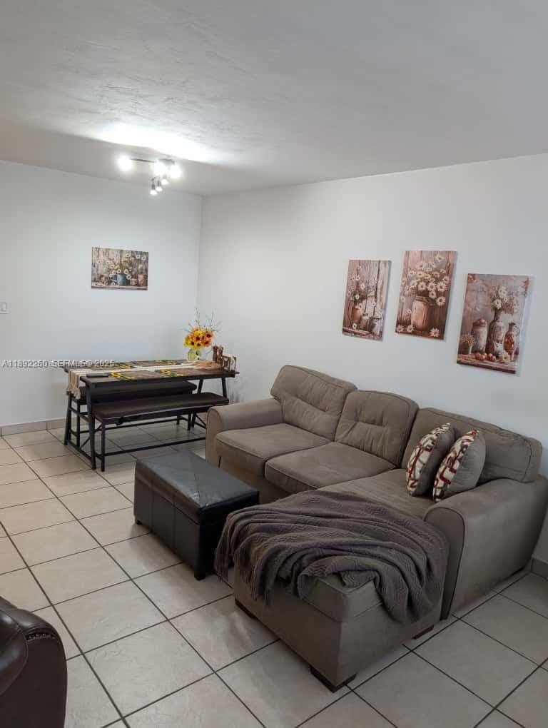 2899 Collins Avenue 736, Miami Beach, FL 33140 photo 14