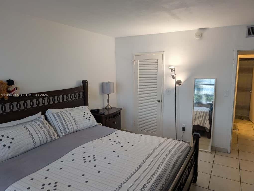 2899 Collins Avenue 736, Miami Beach, FL 33140 photo 16