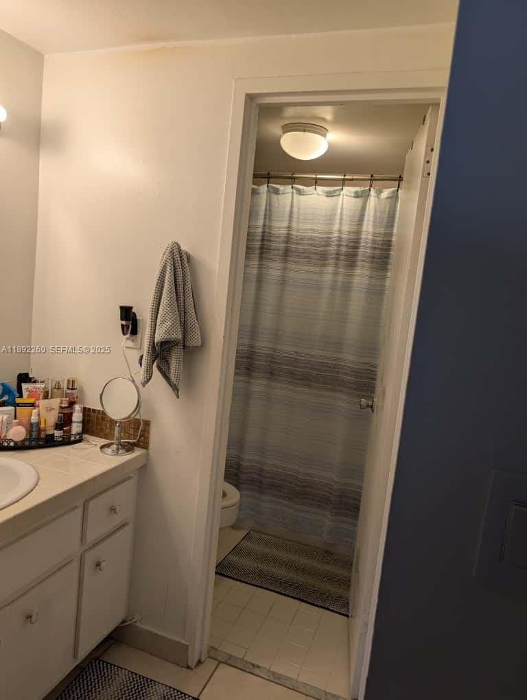 2899 Collins Avenue 736, Miami Beach, FL 33140 photo 18