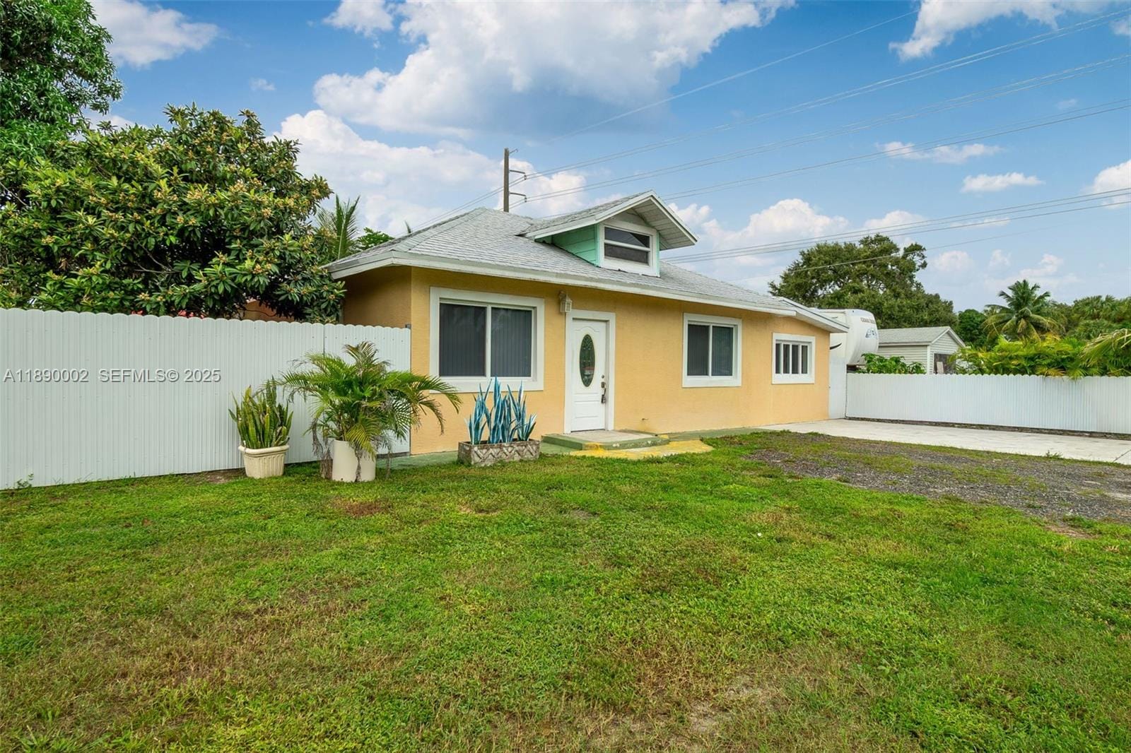 521 S Florida Mango Road, West Palm Beach, FL 33406 photo 1