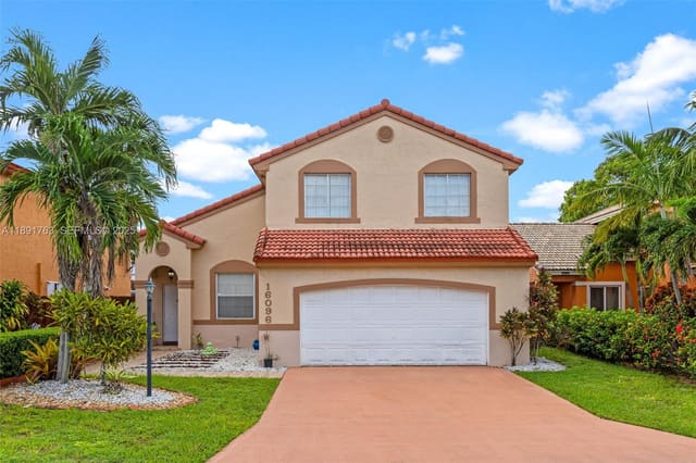 16096 SW 85th Street, sold in Lago Mar South, Miami, FL