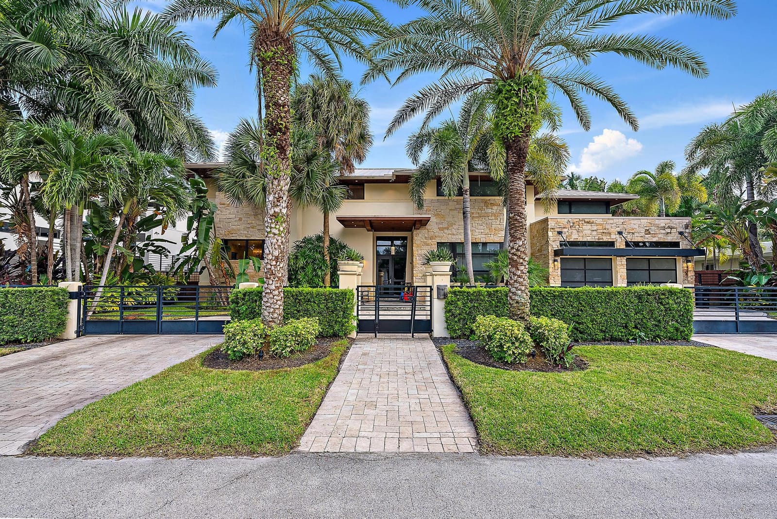 2832 NE 21st Court, Fort Lauderdale, FL 33305 photo 5