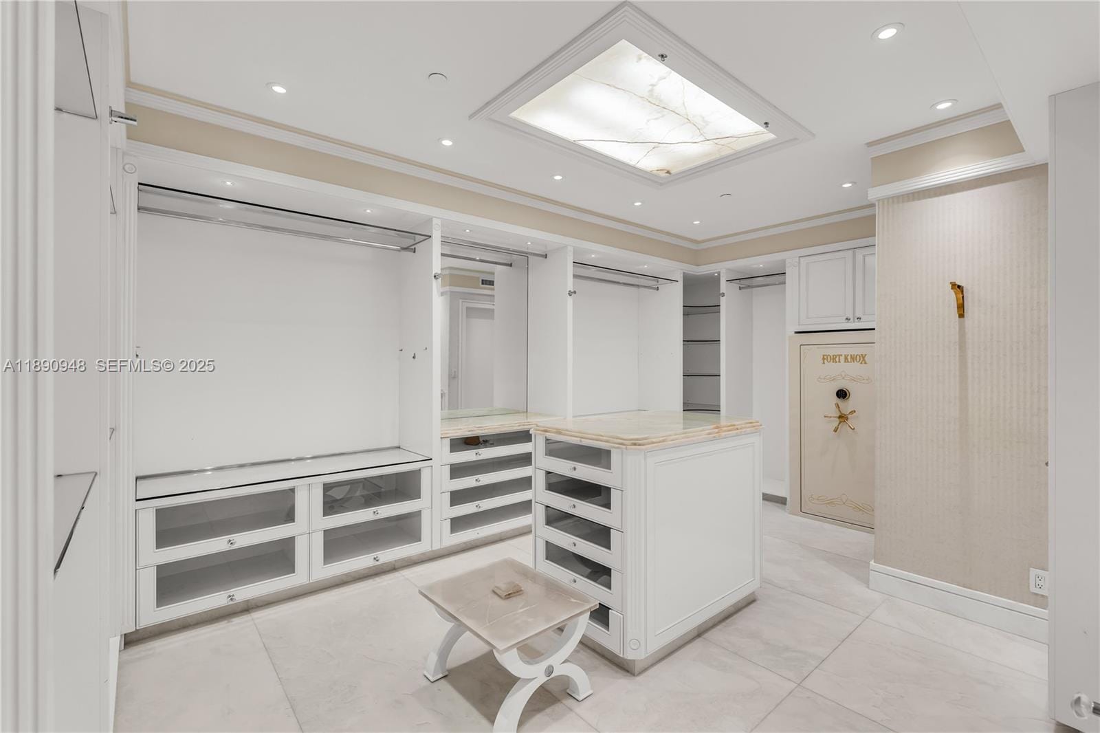 1425 Brickell Avenue 54DEF, Miami, FL 33131 photo 17