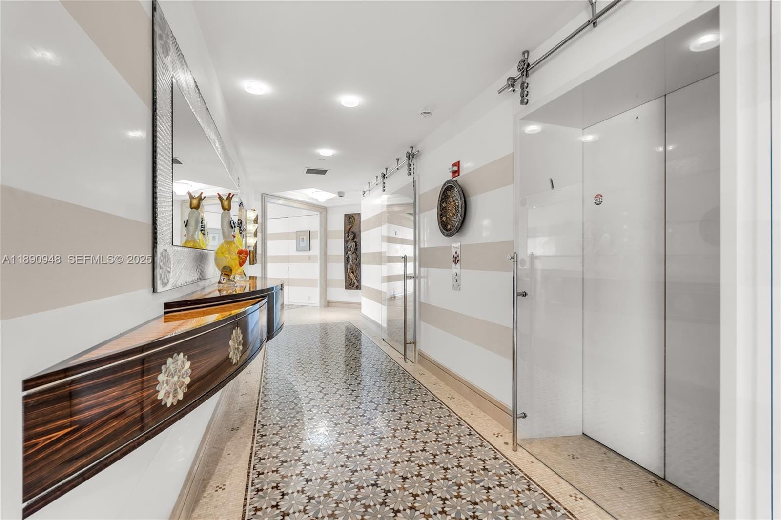 1425 Brickell Avenue 54DEF, Miami, FL 33131 photo 5