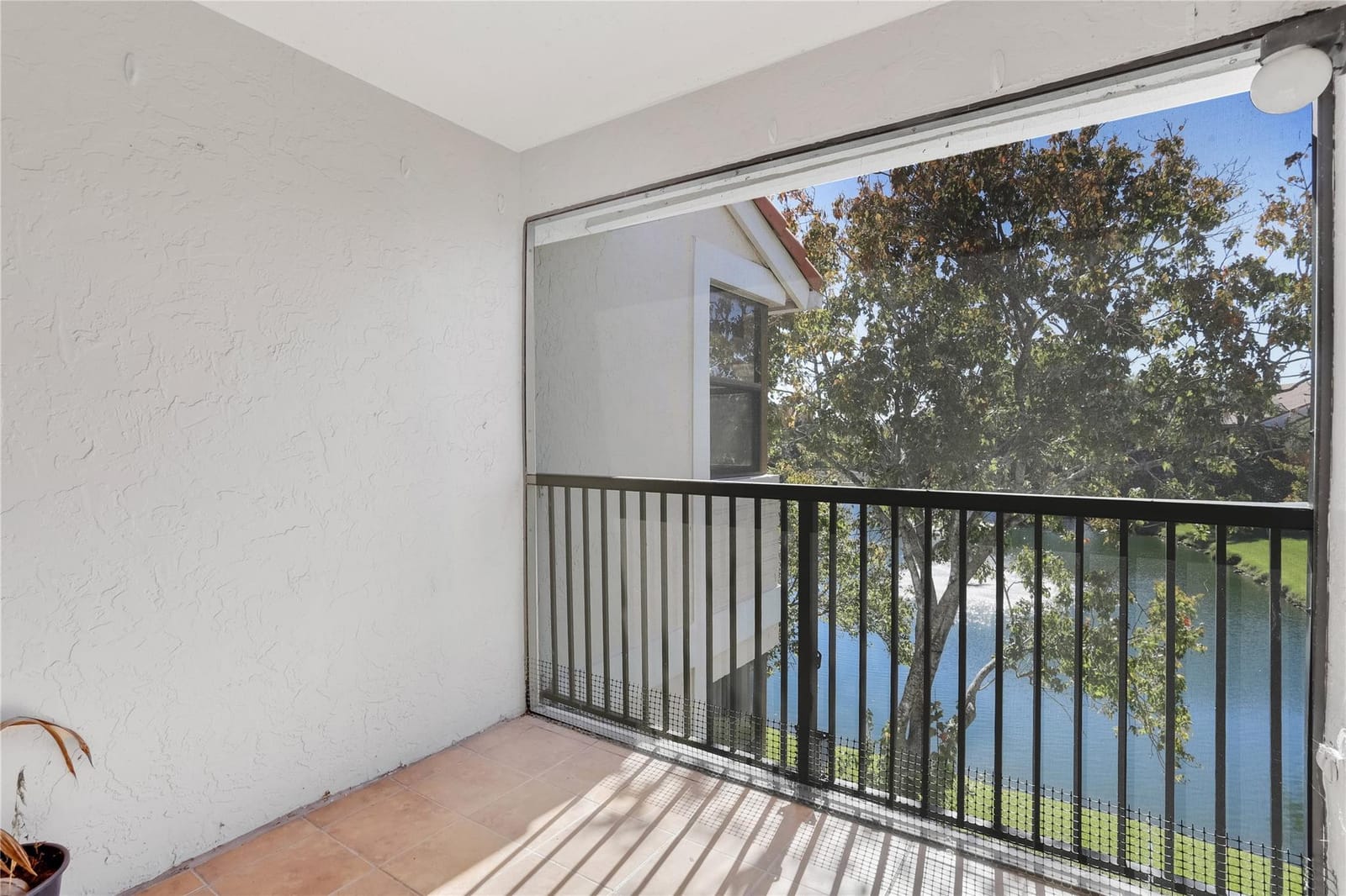 10131 W Sunrise Boulevard 306 — photo 2