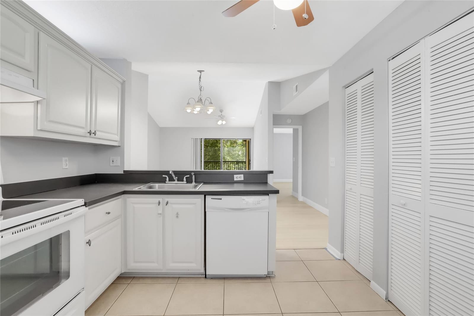 10131 W Sunrise Boulevard 306 — photo 12