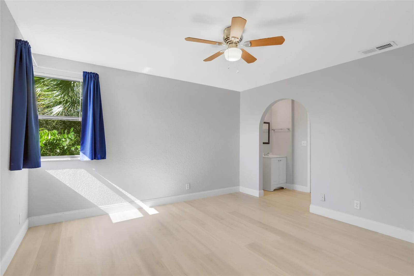 10131 W Sunrise Boulevard 306, Plantation, FL 33322 photo 14