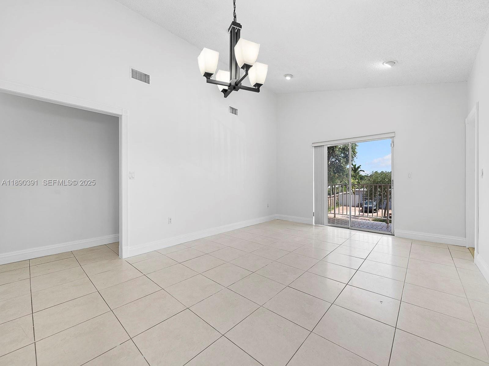 911 E 14th Place, Hialeah, FL 33010 photo 10