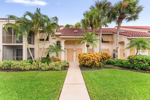10188 Mangrove Drive 103, Boynton Beach, FL 33437