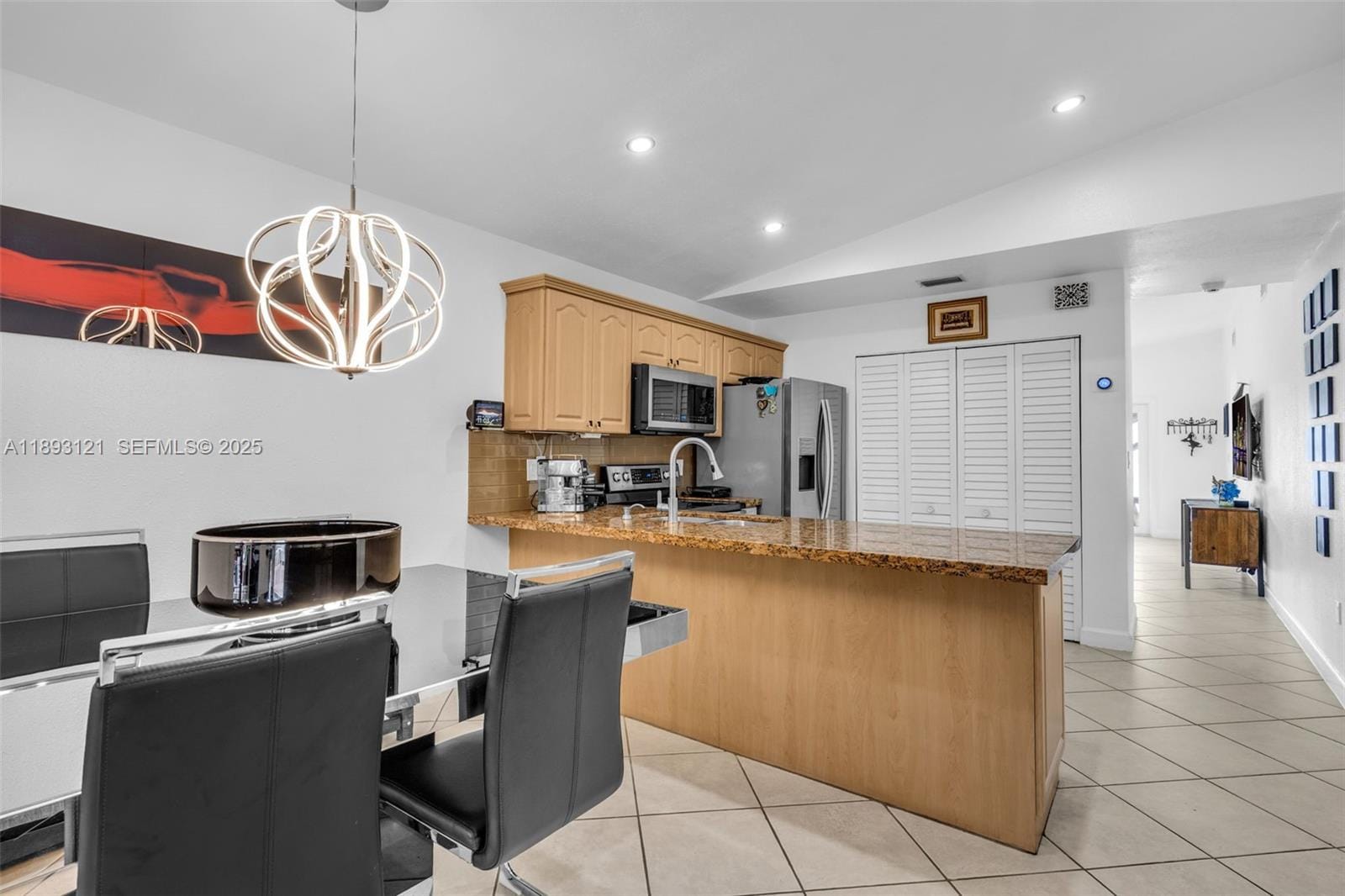 3155 W 68th Place, Hialeah, FL 33018 photo 13