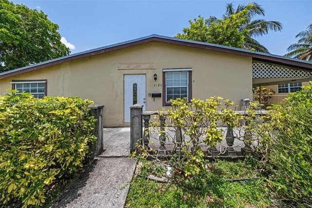 2130 Acapulco Drive, sold in Miramar Sec 5, Miramar, FL