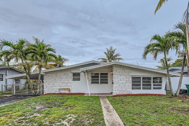 7521 Granada Boulevard, sold in Miramar Sec 10, Miramar, FL