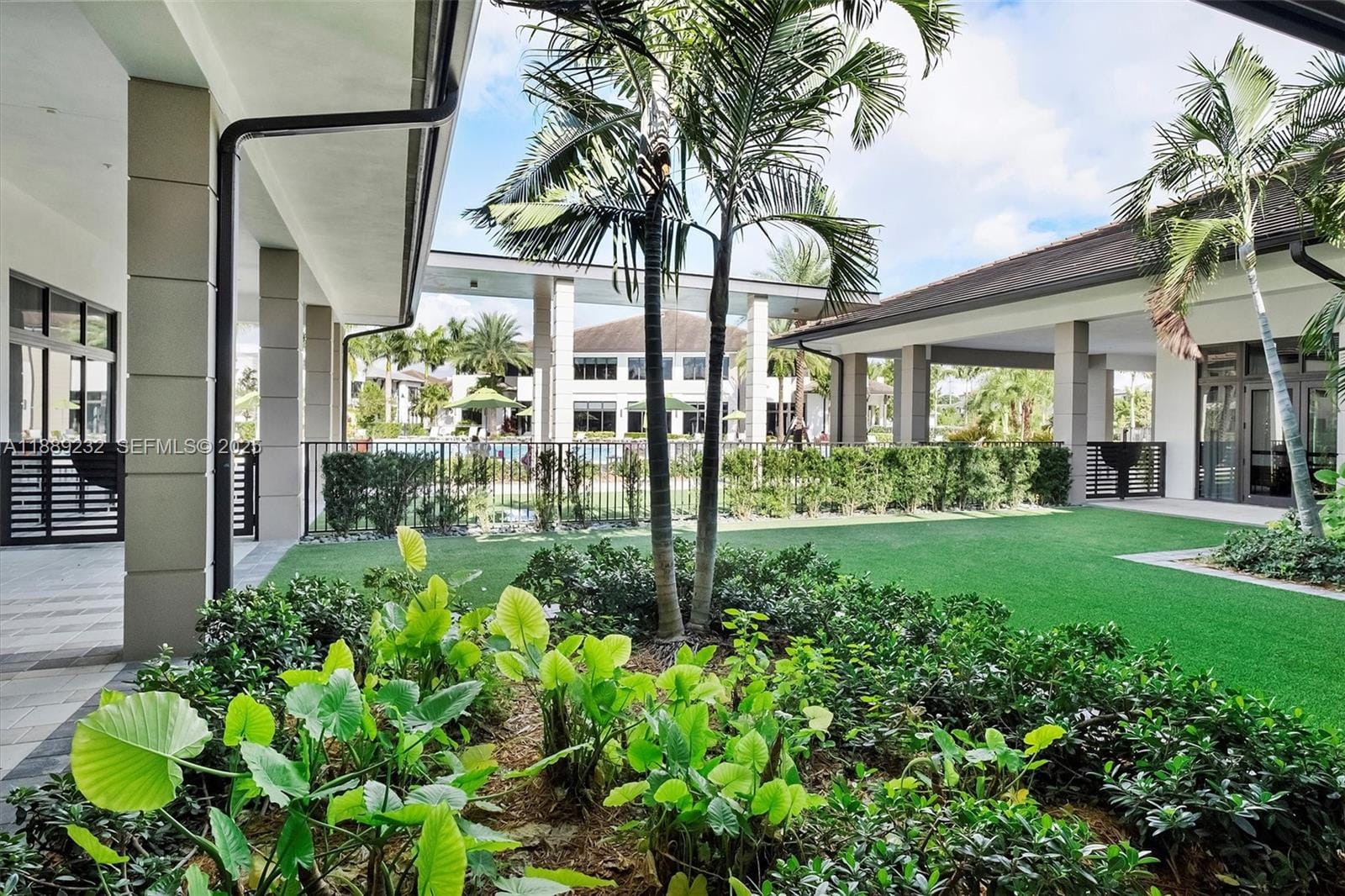 8374 Central Park Boulevard, Doral, FL 33166 photo 24