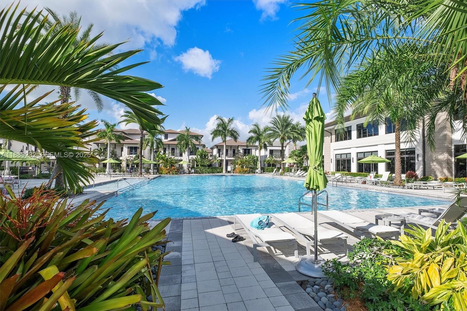 8374 Central Park Boulevard, Doral, FL 33166 photo 27