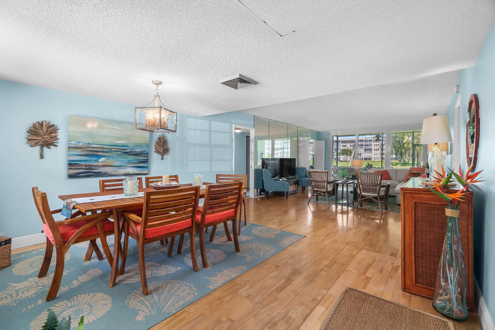 4009 N Cypress Drive 104 — photo 2