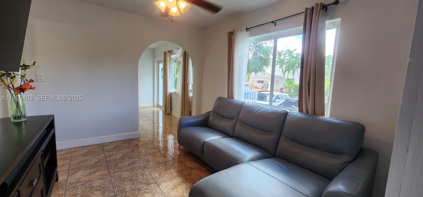 6240 SW 21st Street, Miami, FL 33155 photo 3