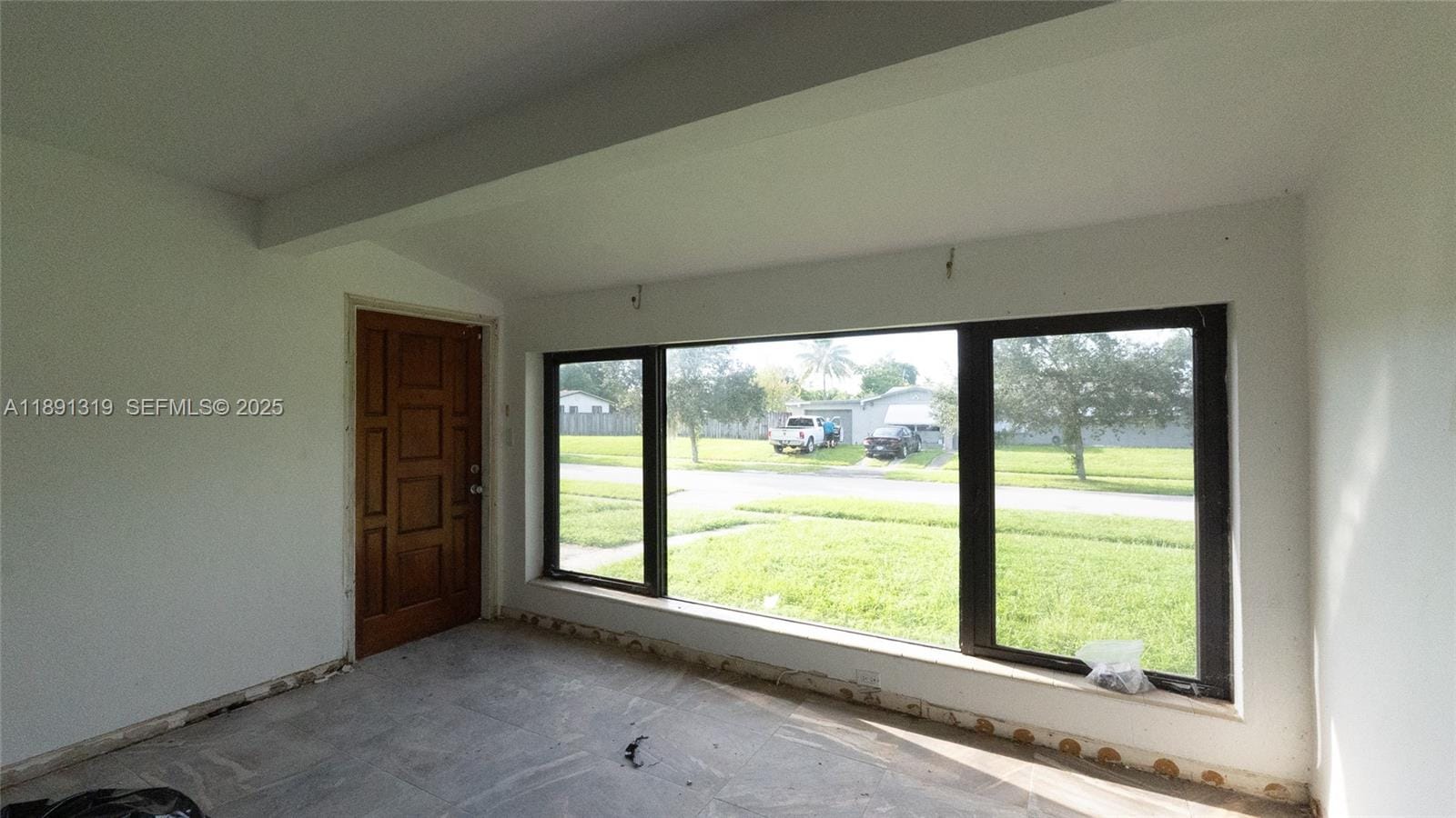 9700 Haitian Drive — photo 4