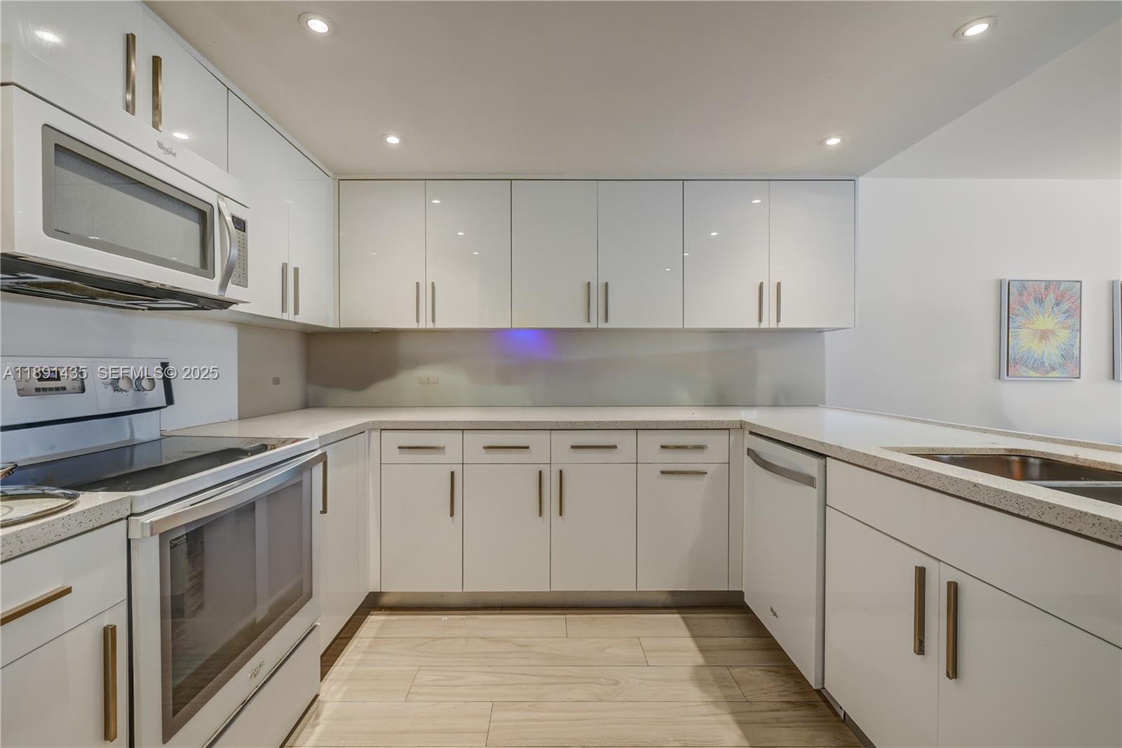 1901 Brickell Avenue B413, Miami, FL 33129, Miami