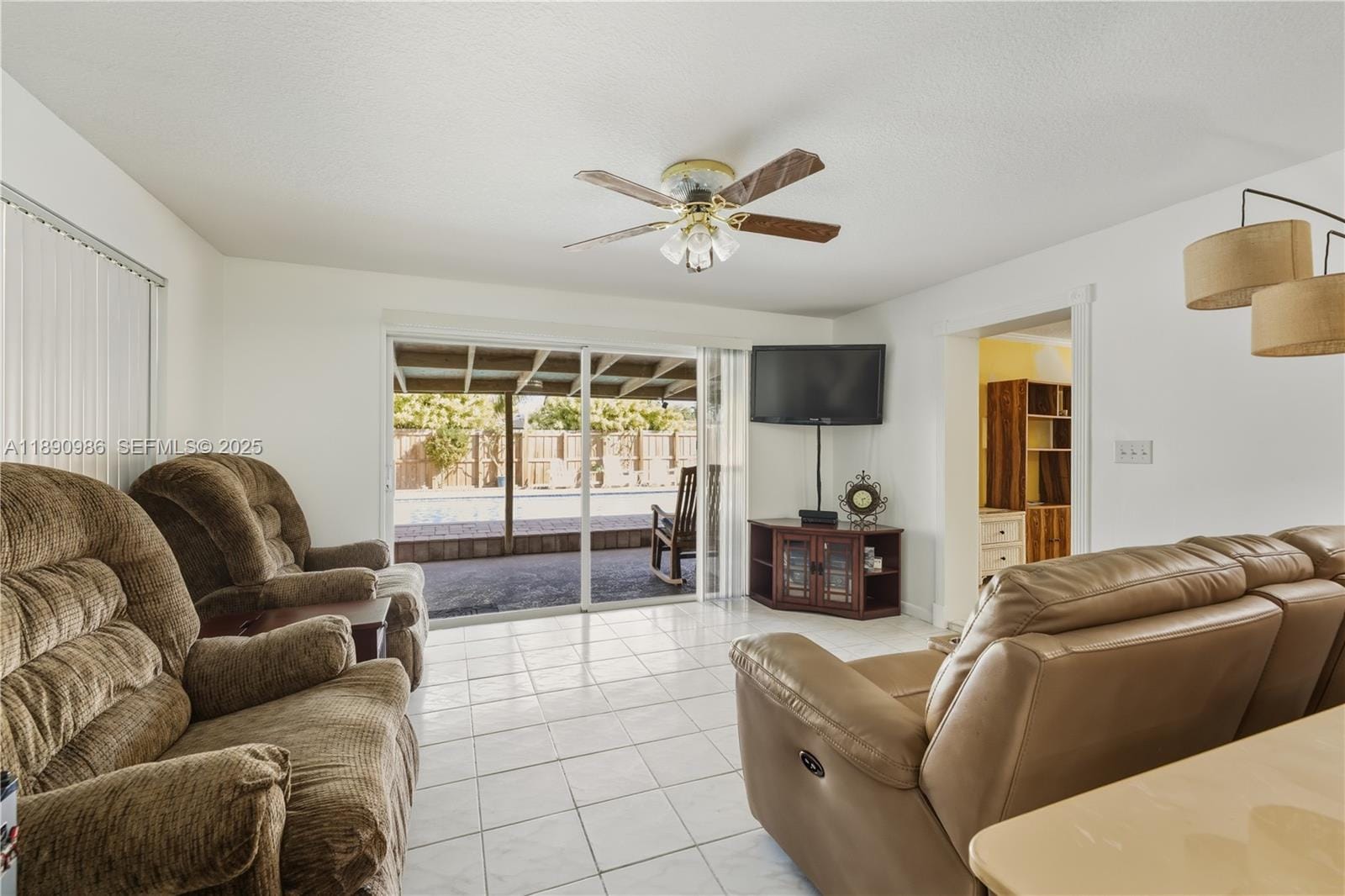 1007 N Golf Drive, Hollywood, FL 33021 photo 14