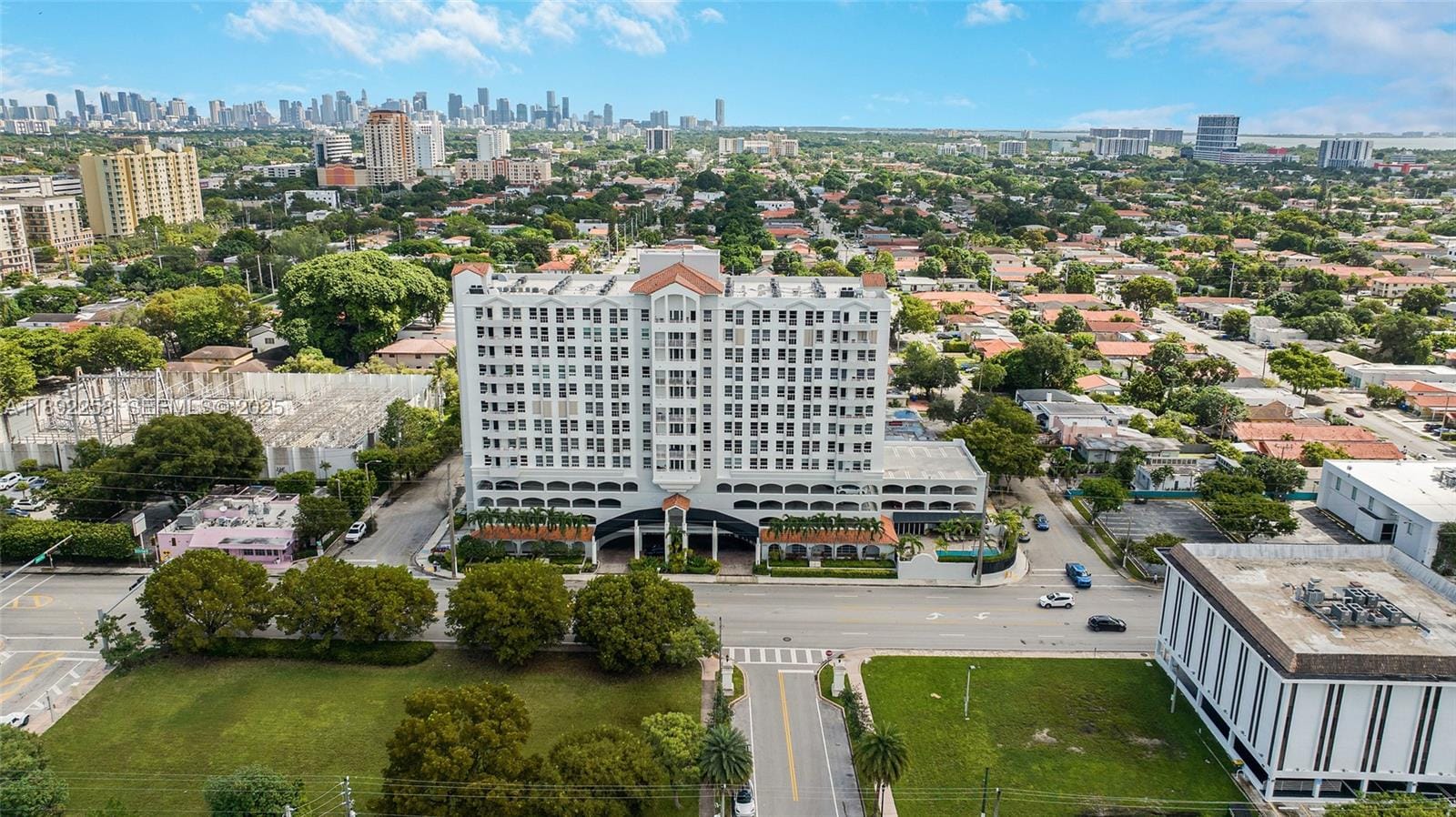 2351 Douglas Road 604, Miami, FL 33145 photo 25
