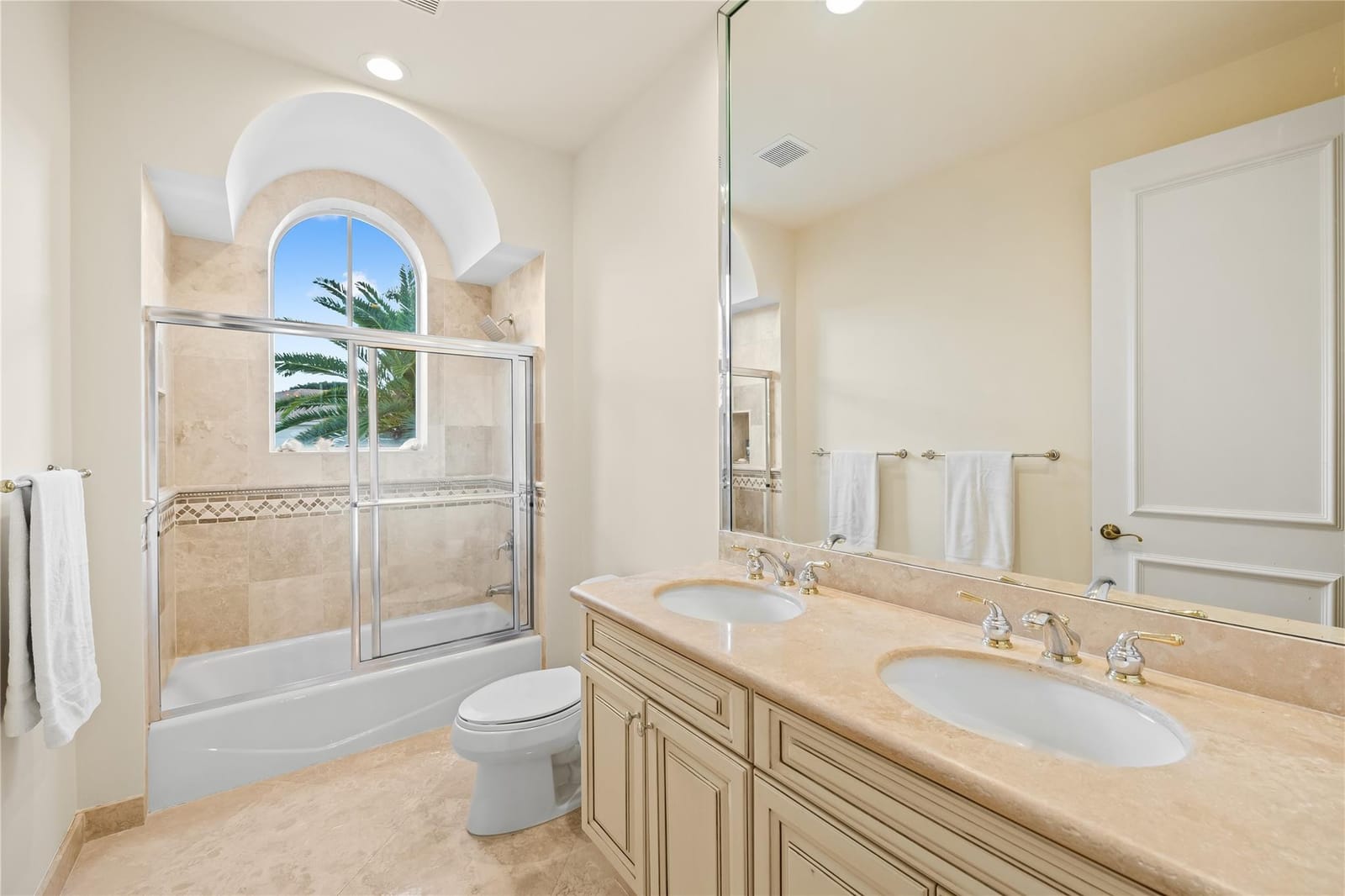 2637 NE 28th Court, Lighthouse Point, FL 33064 photo 16