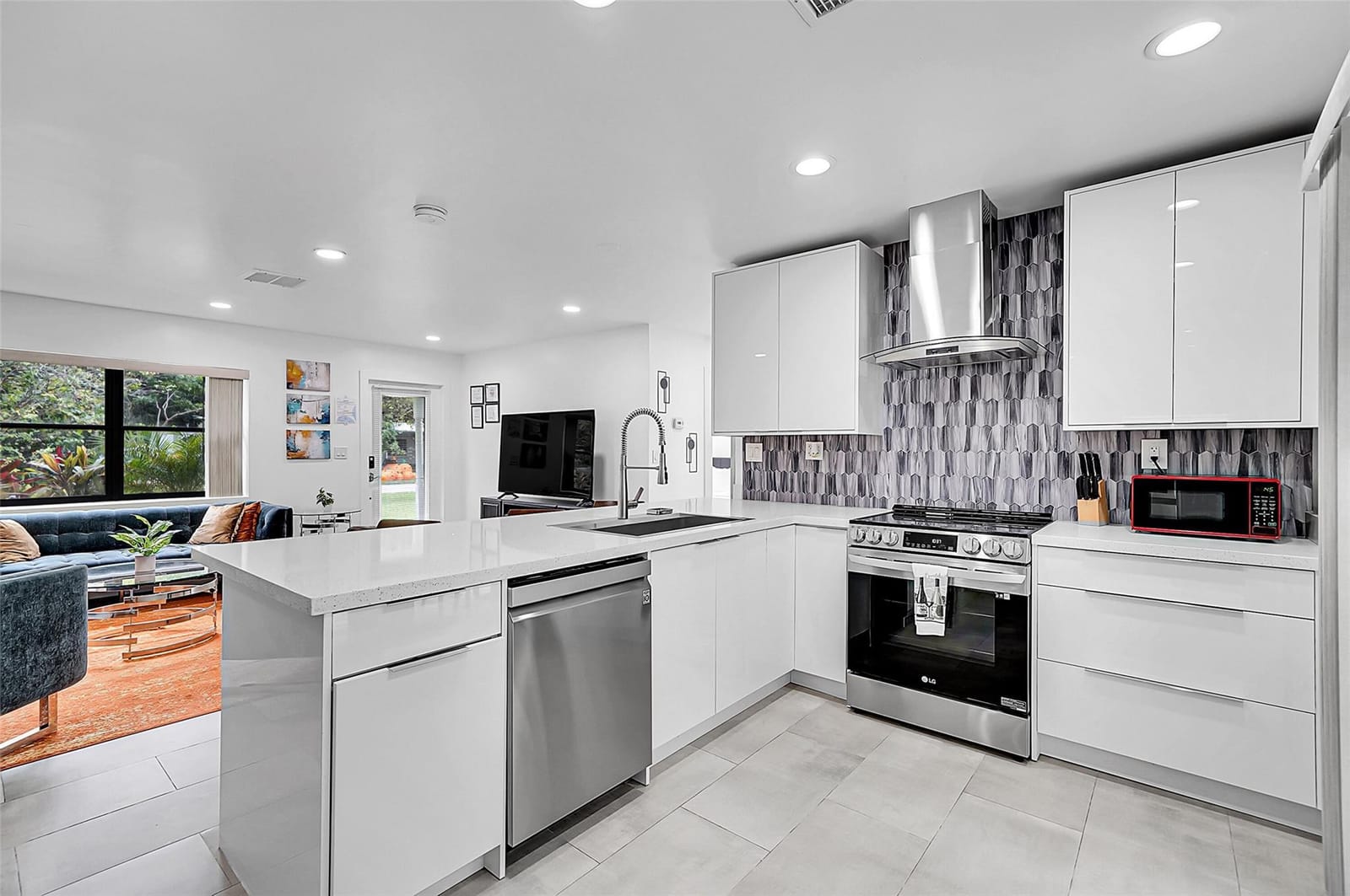 400 NE 26th Drive, Wilton Manors, FL 33334 photo 13
