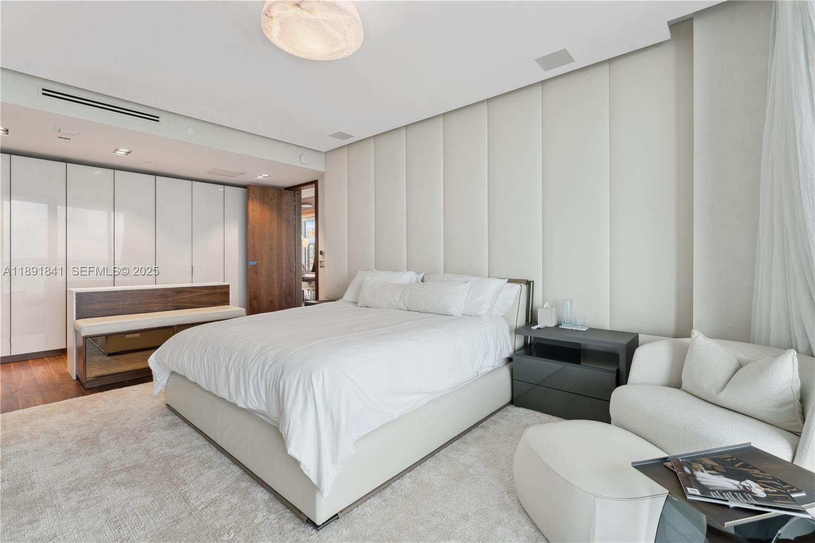 16901 Collins Avenue 805 — photo 12