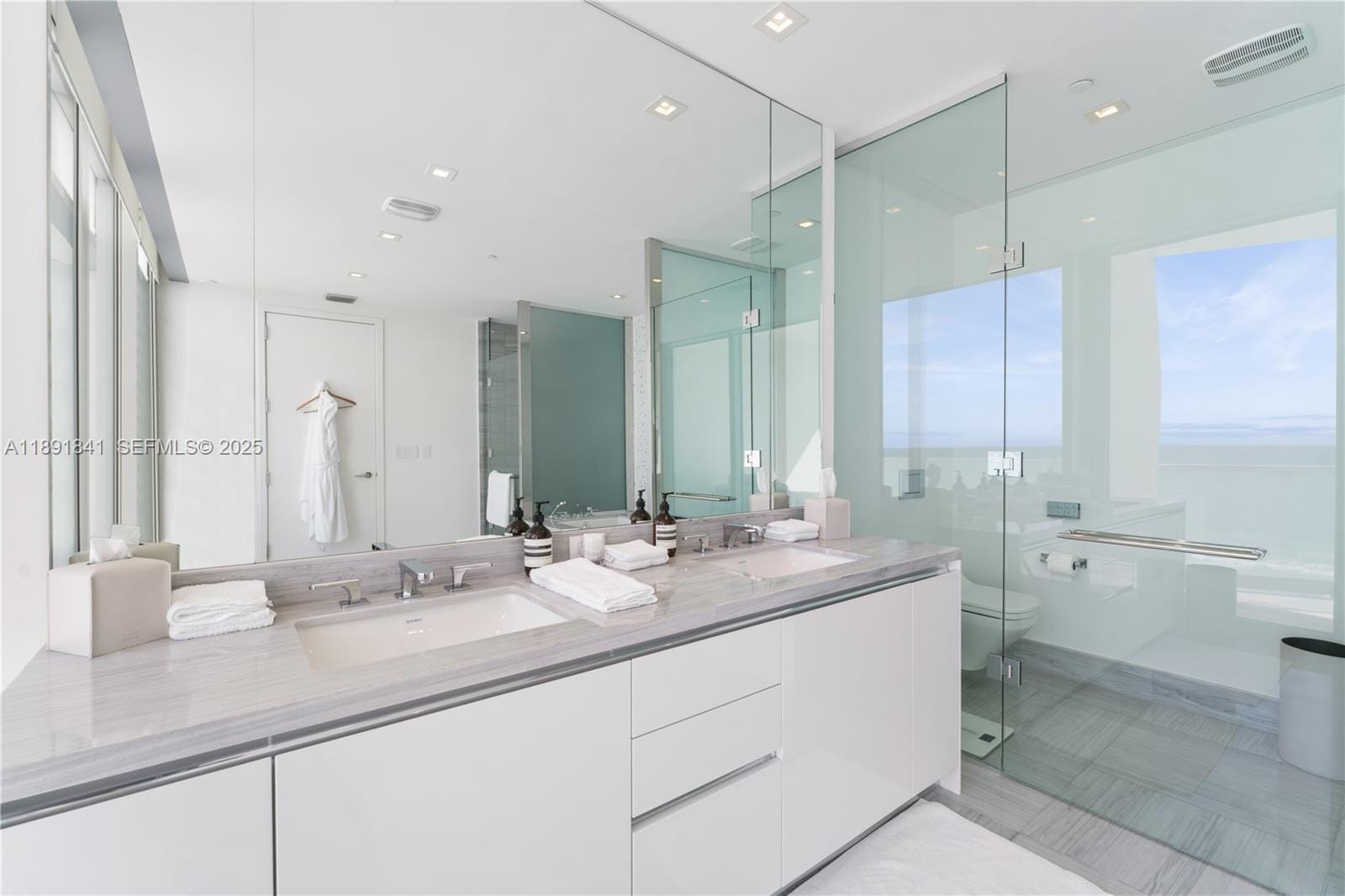 16901 Collins Avenue 805, Sunny Isles Beach, FL 33160 photo 16