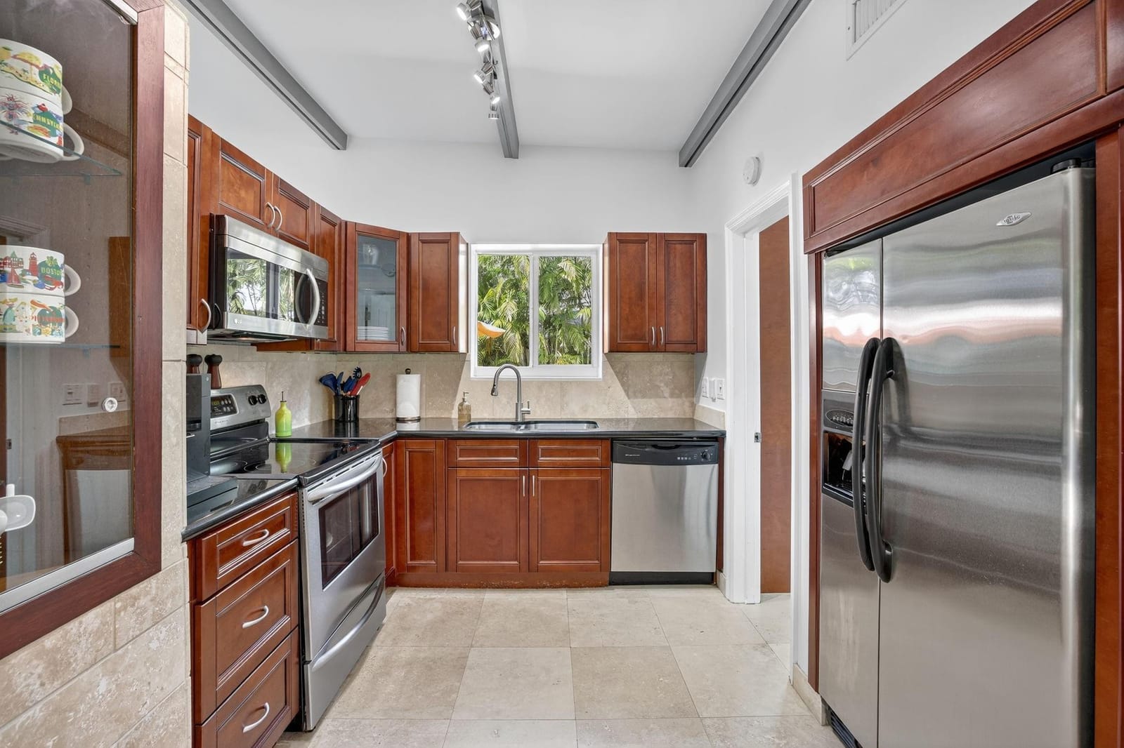 2625 NE 16th Avenue, Wilton Manors, FL 33334 photo 13