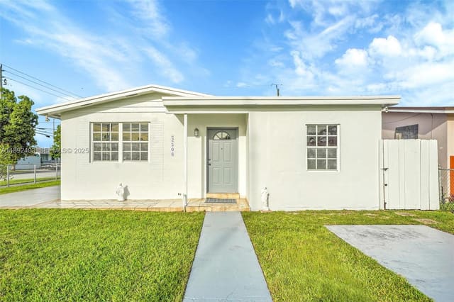 2506 W 9th Court, sold in Hialeah Homesites 1st, Hialeah, FL