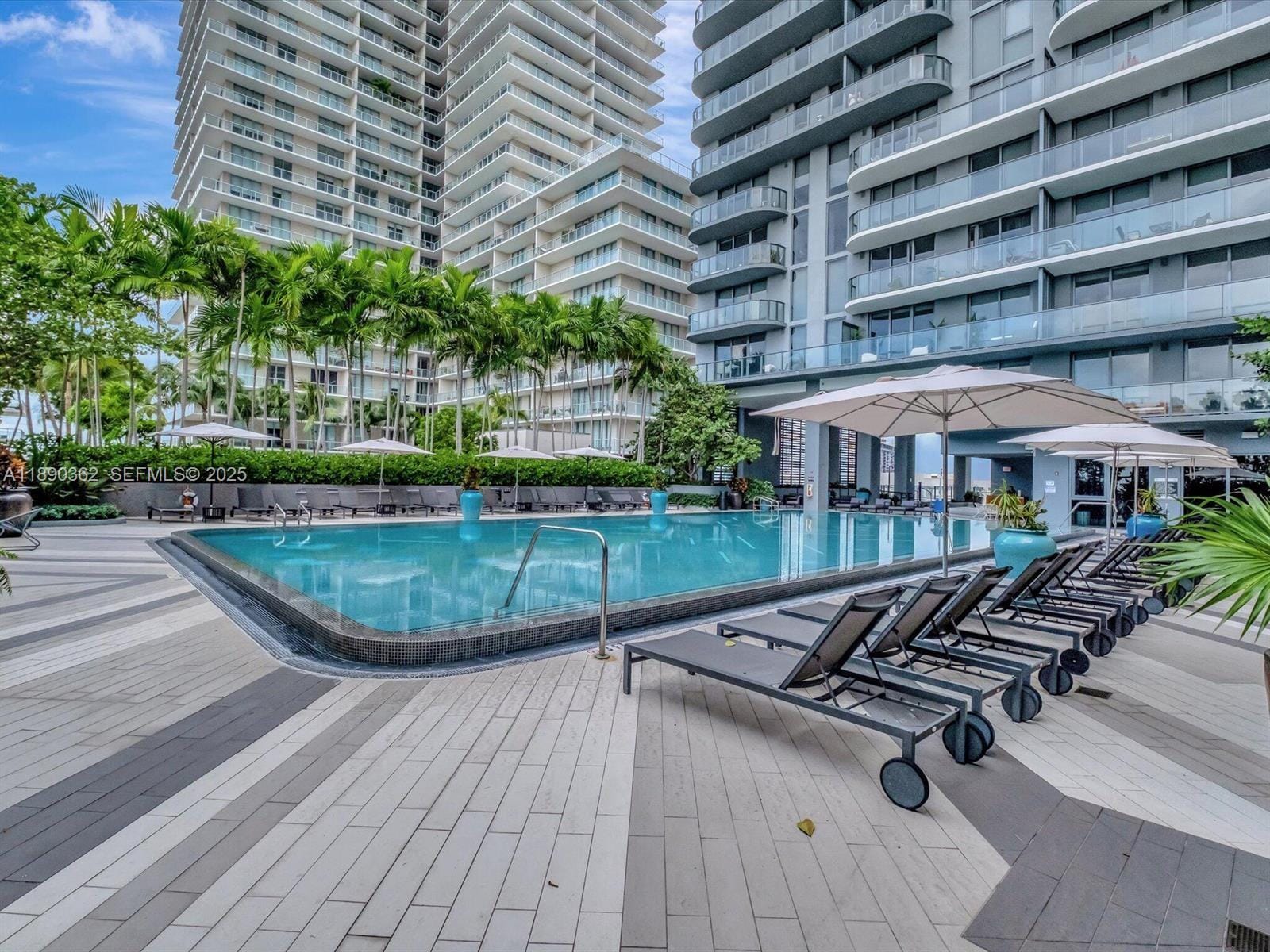 121 NE 34th Street 1610, Miami, FL 33137 photo 28