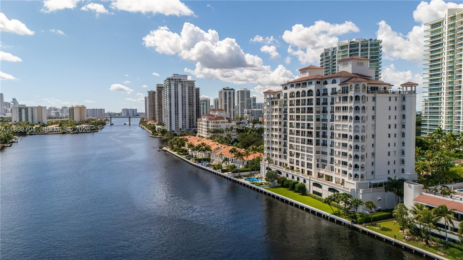 20165 NE 39th Place 303 204, Aventura, FL 33180, Aventura