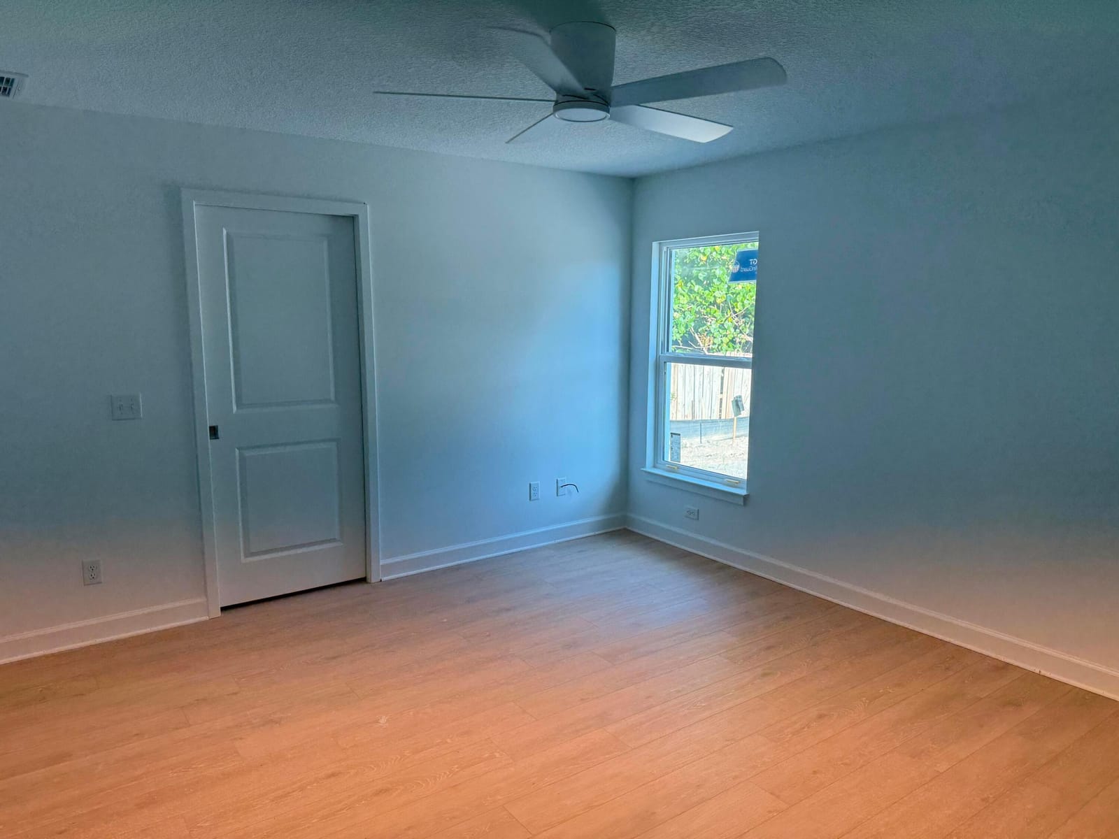 726 SW 18th Place — photo 11