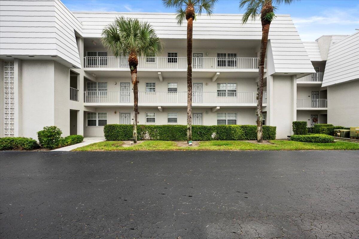 1190 NW Sugar Sands Boulevard 420 — photo 3