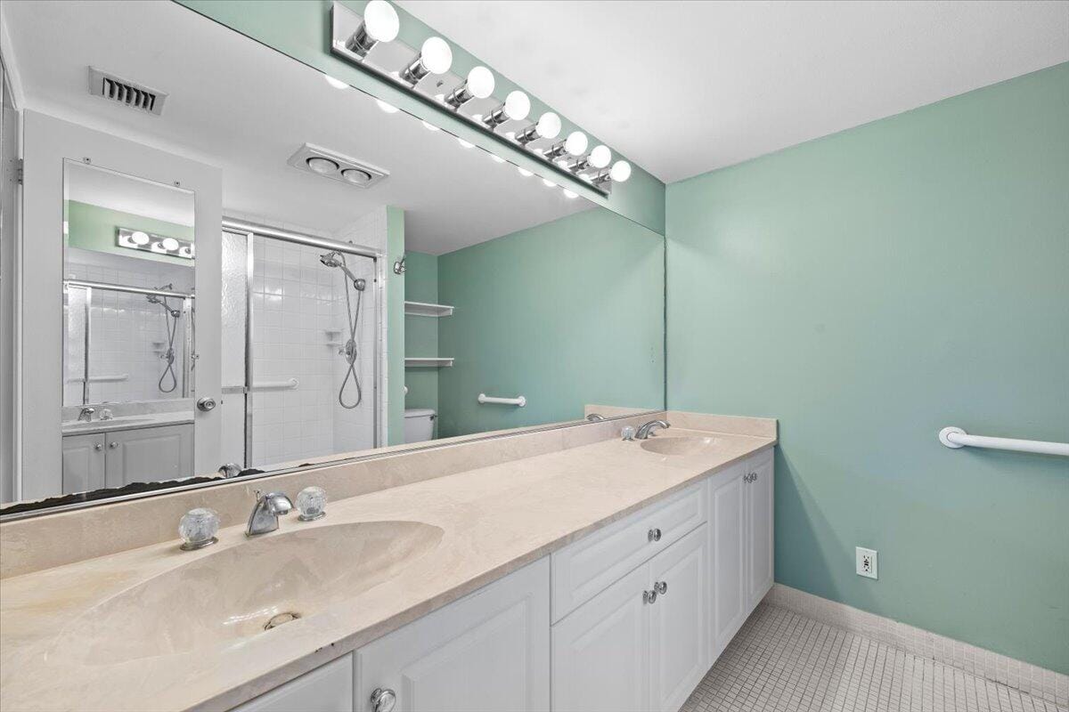 1190 NW Sugar Sands Boulevard 420, Riviera Beach, FL 33404 photo 23