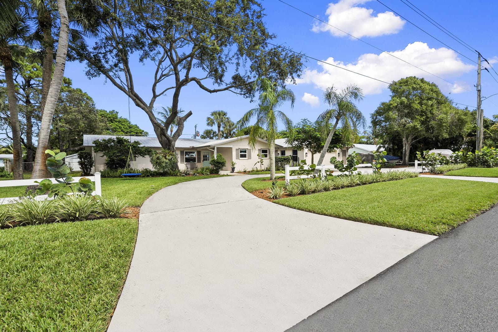 1109 SE 7th Street, Stuart, FL 34996