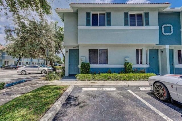 1958 Hibiscus Lane, Riviera Beach, FL 33404