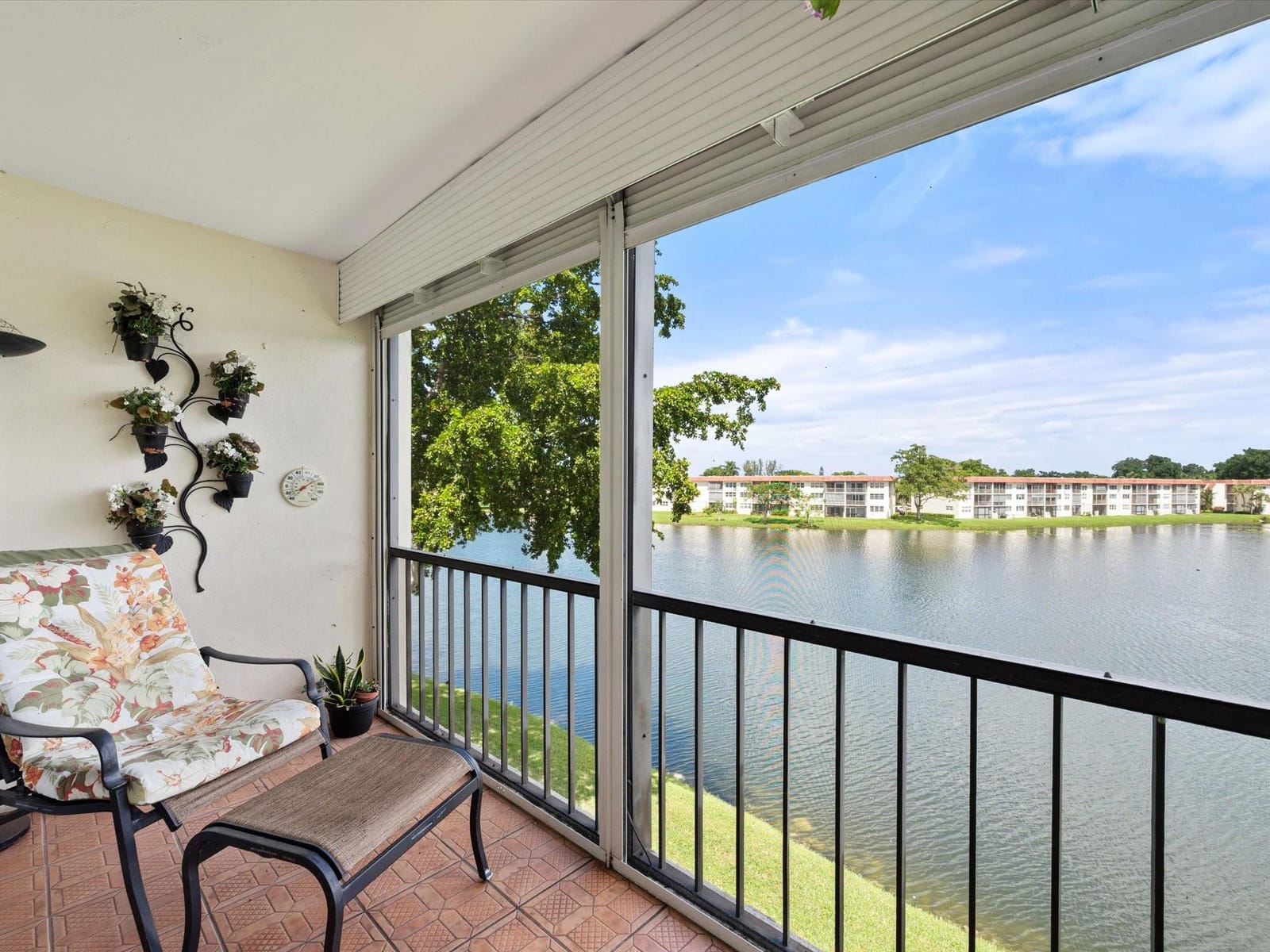 9423 S Hollybrook Lake Drive 309 — photo 2