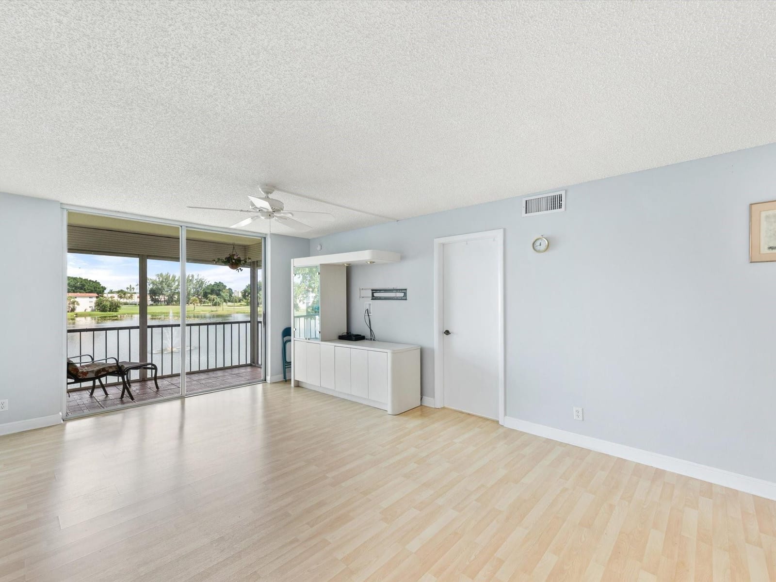 9423 S Hollybrook Lake Drive 309 — photo 5