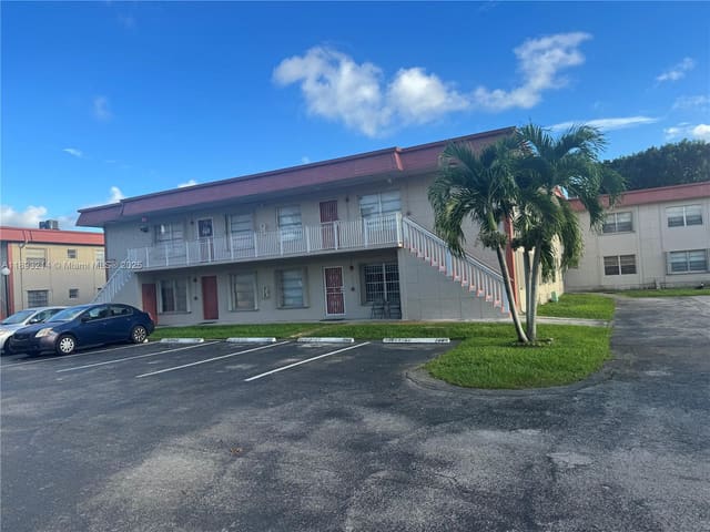 12850 SW 43 Drive 150-B, sold in Royale Green Condo 7, Miami, FL