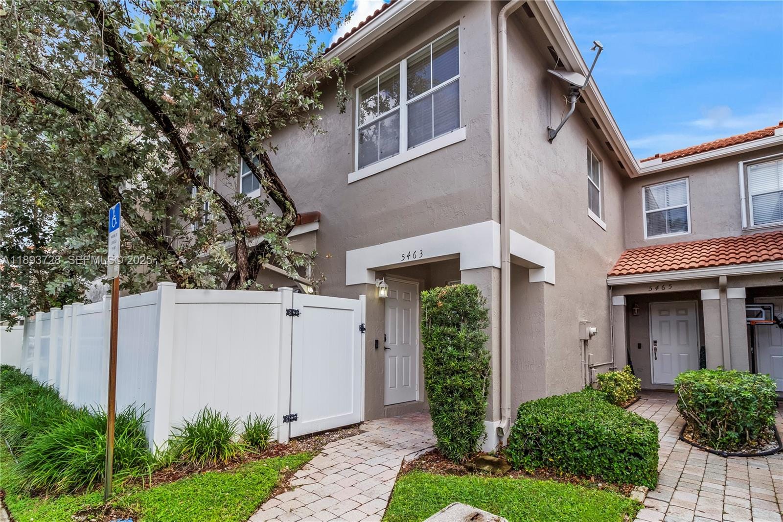 5463 SW 125th Terrace, Miramar, FL 33027