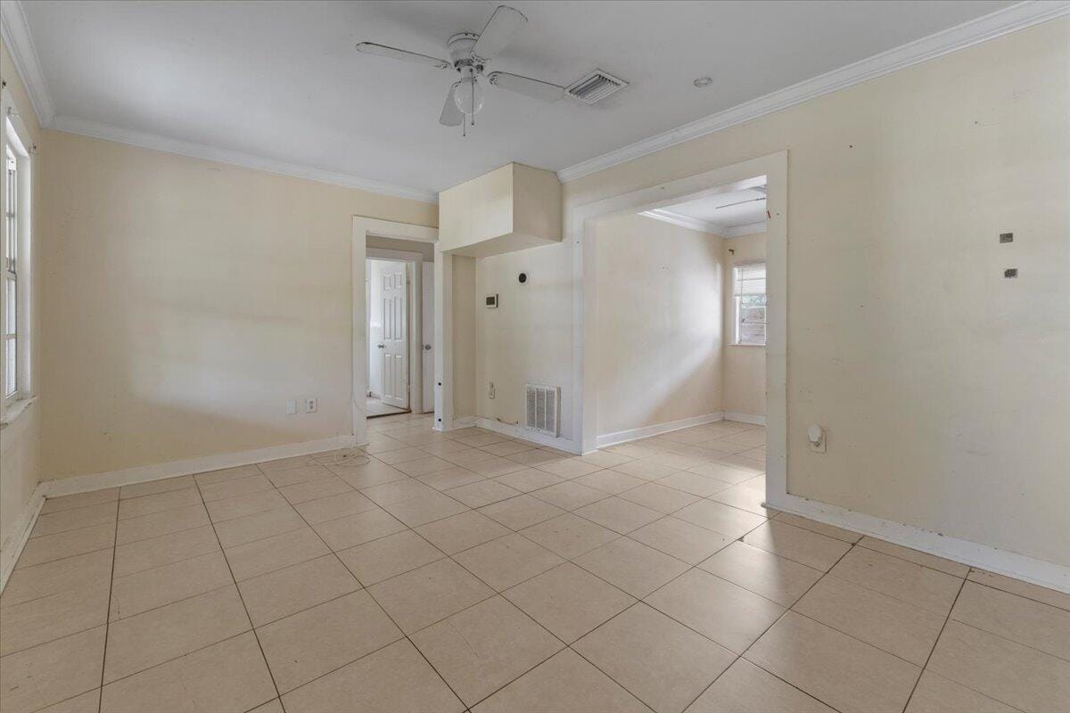 127 S C Street — photo 8
